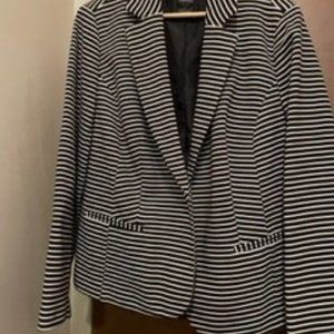 Plus Size Blazer / Jacket Size 16W